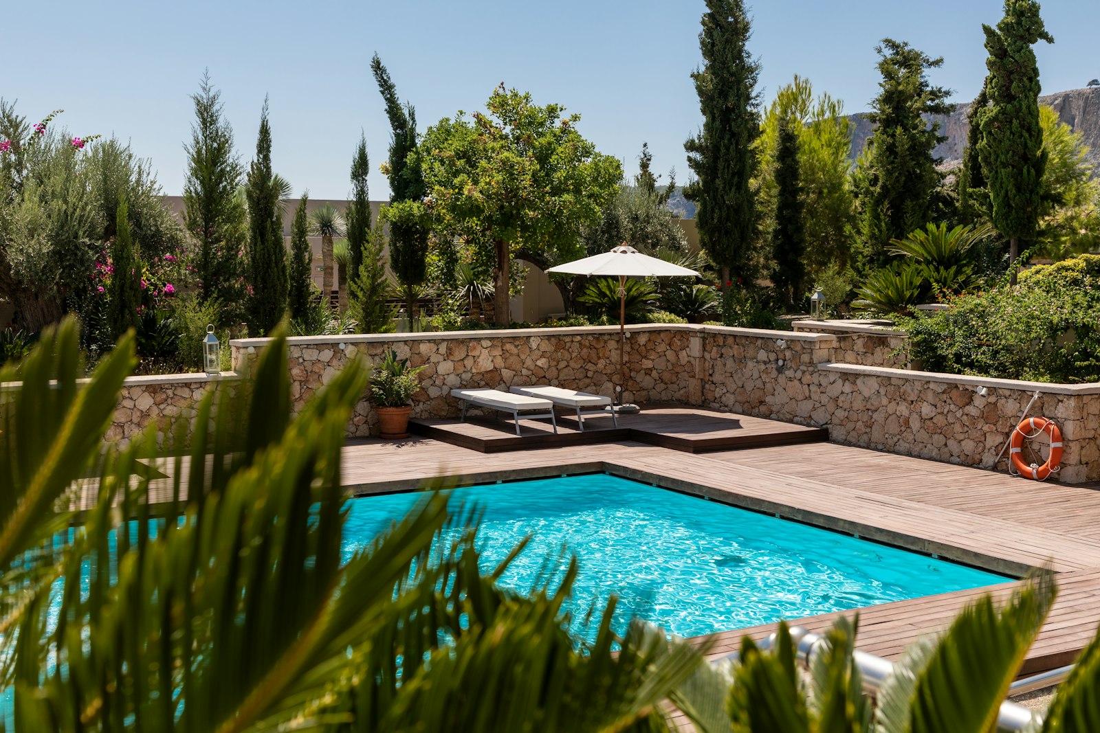 Glendale Pool Repair&Leaks — Pool Builder in Glendale